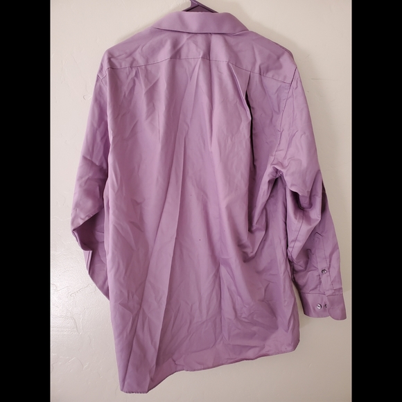 Van Heusen Lux sateen wrinkle free shirt - Picture 2 of 3